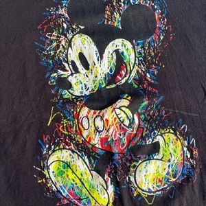 Disney Mickey Mouse - Large - Black T-shirt.